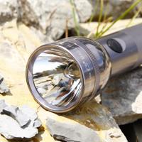 Funkčná Maglite baterka 2 D-Cell, titán
